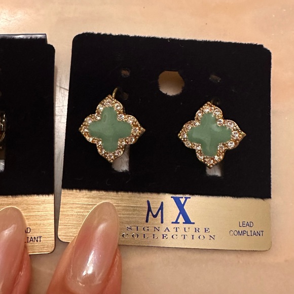 Earrings - Picture 2 of 6